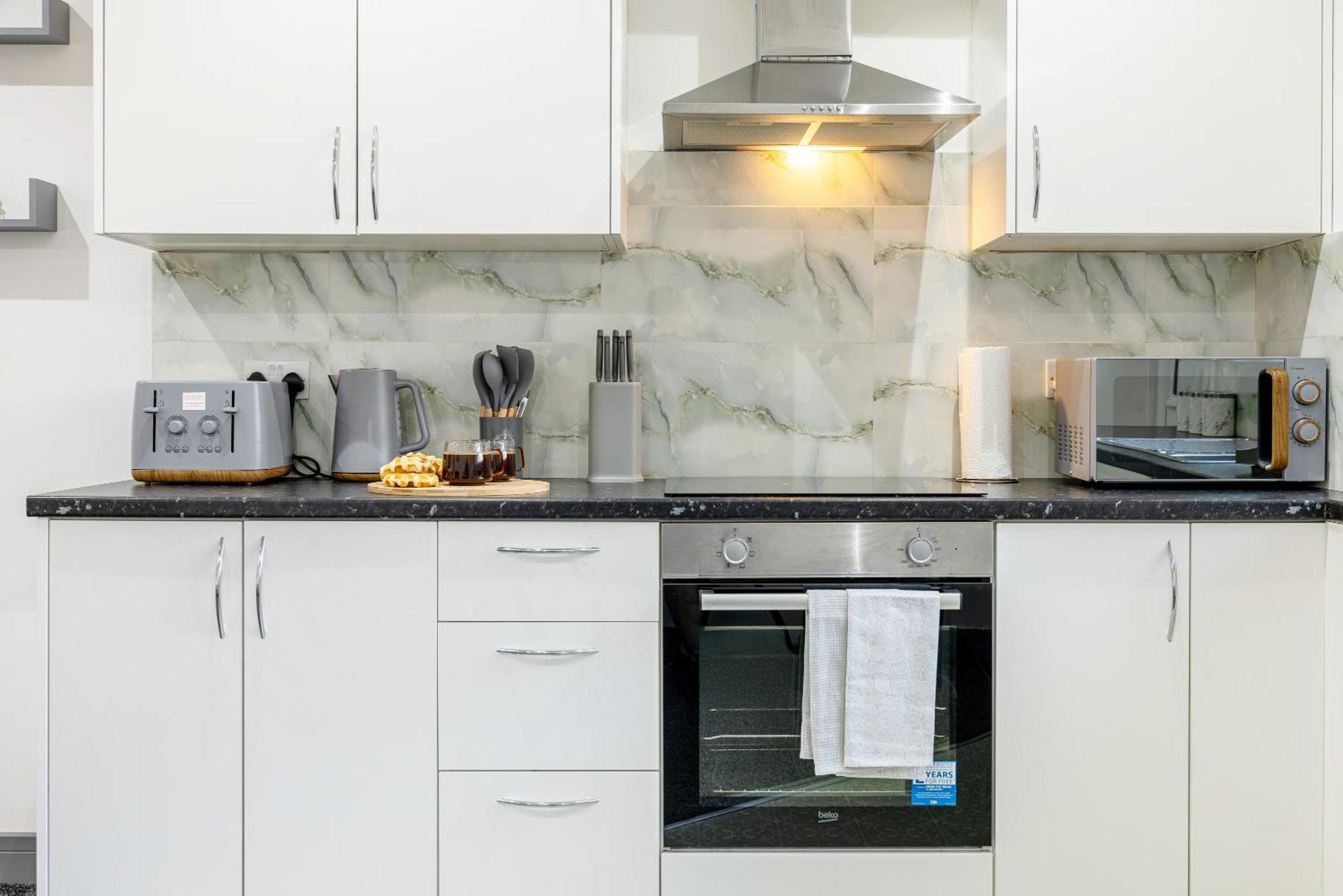 Rnm - Upgraded Business Stay For Travelling Contractors, All Amenities, Private Access Entire Place, Kitchen & Washroom, Smart Tv, Easy Access, Parking Nearby Cradley Heath Eksteriør bilde