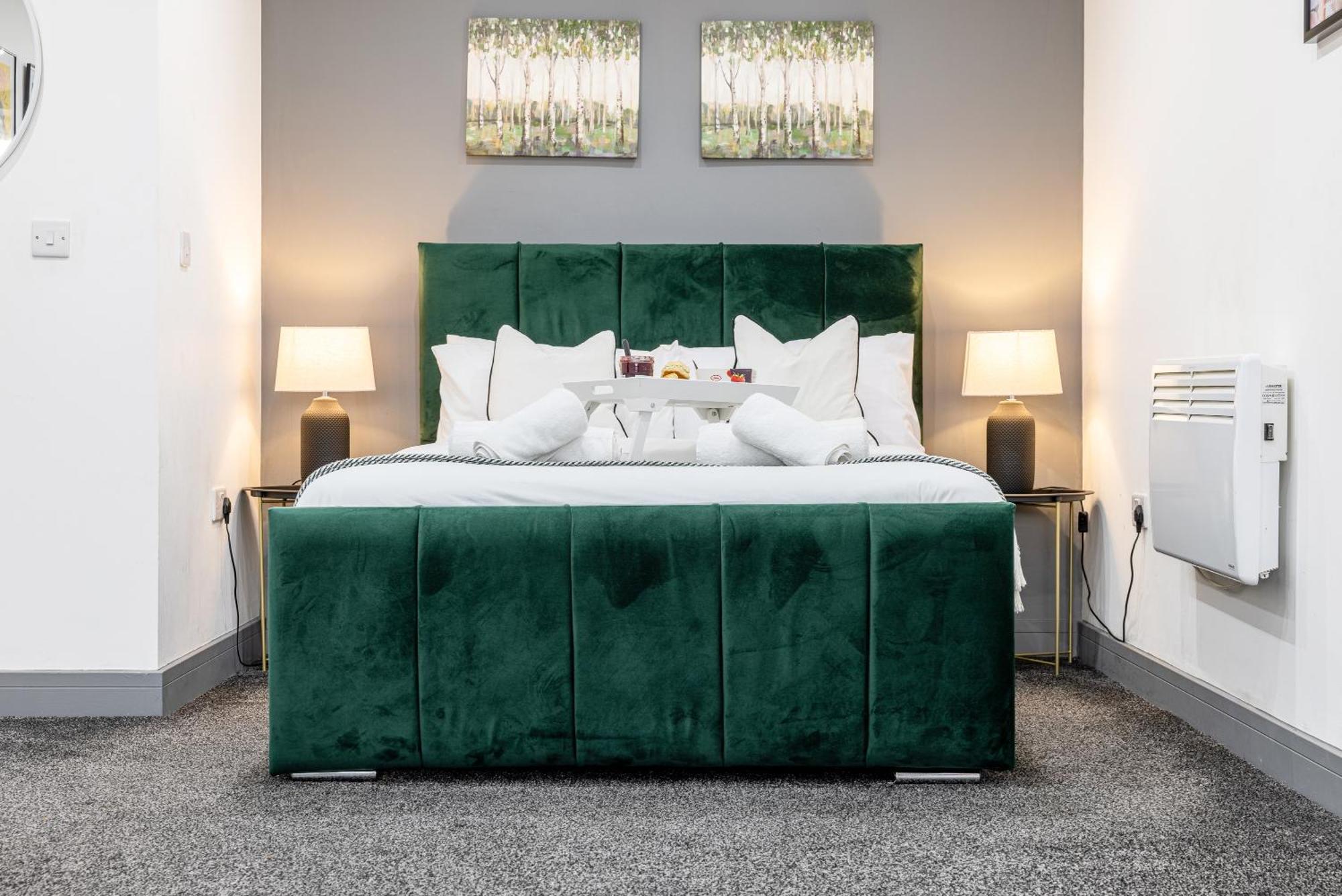 Rnm - Upgraded Business Stay For Travelling Contractors, All Amenities, Private Access Entire Place, Kitchen & Washroom, Smart Tv, Easy Access, Parking Nearby Cradley Heath Eksteriør bilde