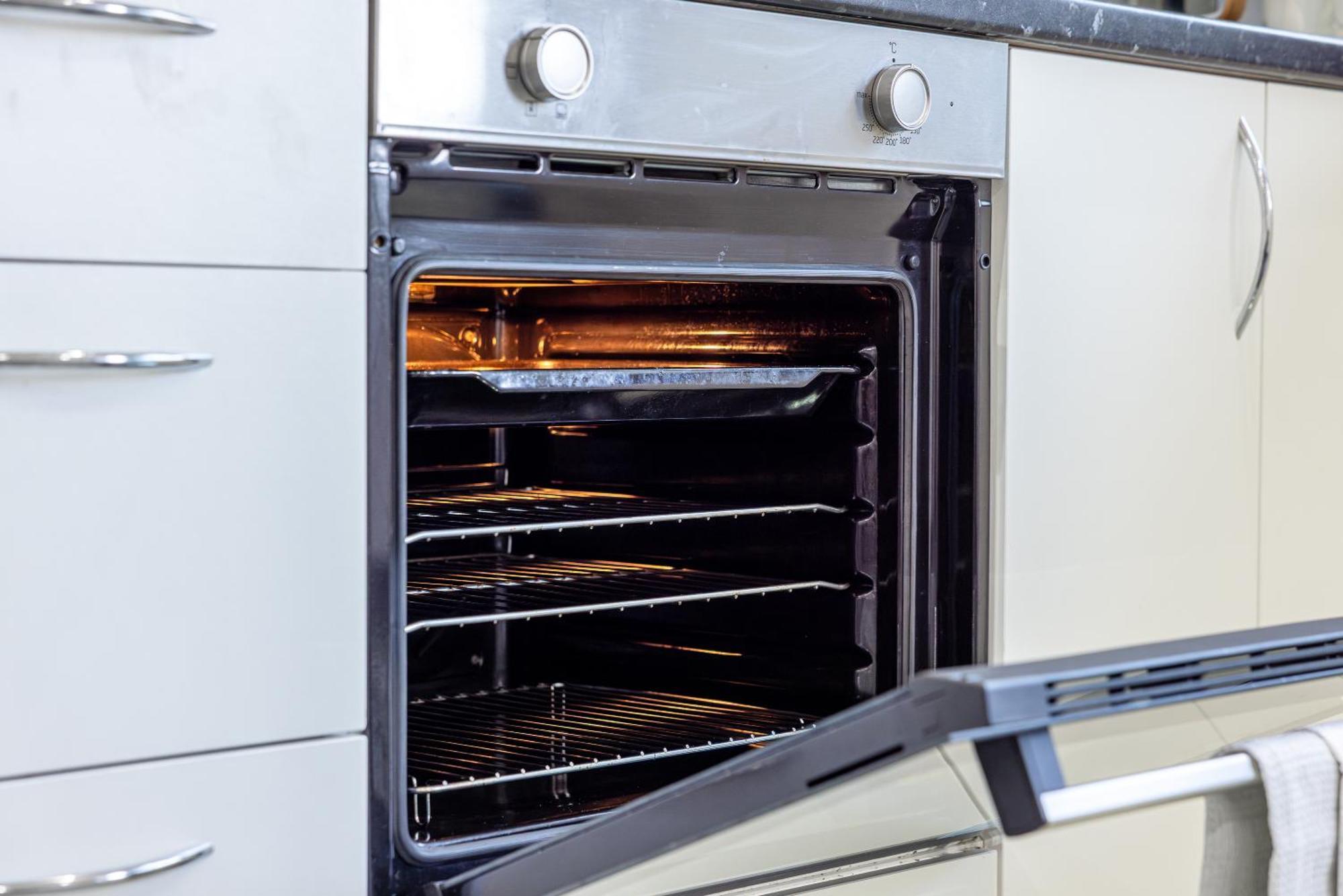 Rnm - Upgraded Business Stay For Travelling Contractors, All Amenities, Private Access Entire Place, Kitchen & Washroom, Smart Tv, Easy Access, Parking Nearby Cradley Heath Eksteriør bilde