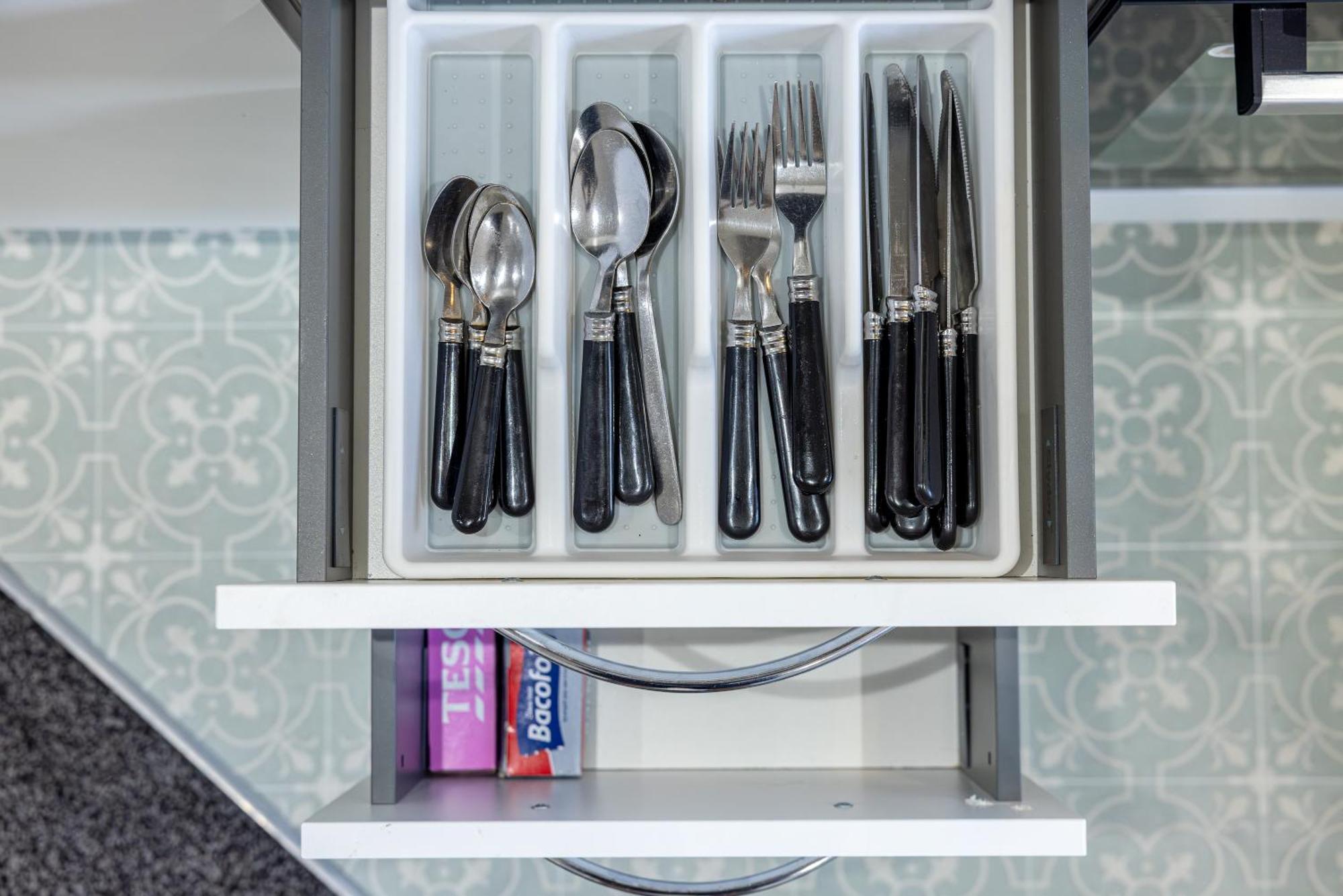 Rnm - Upgraded Business Stay For Travelling Contractors, All Amenities, Private Access Entire Place, Kitchen & Washroom, Smart Tv, Easy Access, Parking Nearby Cradley Heath Eksteriør bilde